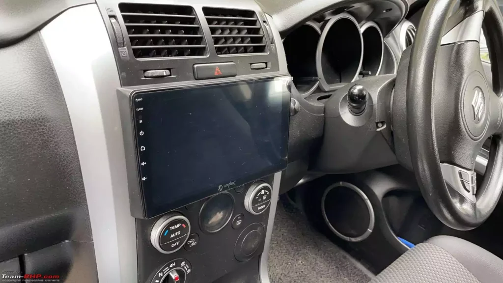 Excellent Audio and Video Quality Enhance Your Driving Experience.jpeg
